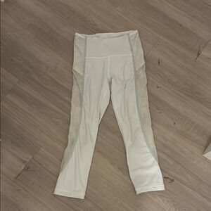 Lululemon white mesh leggings, size 4, cropped